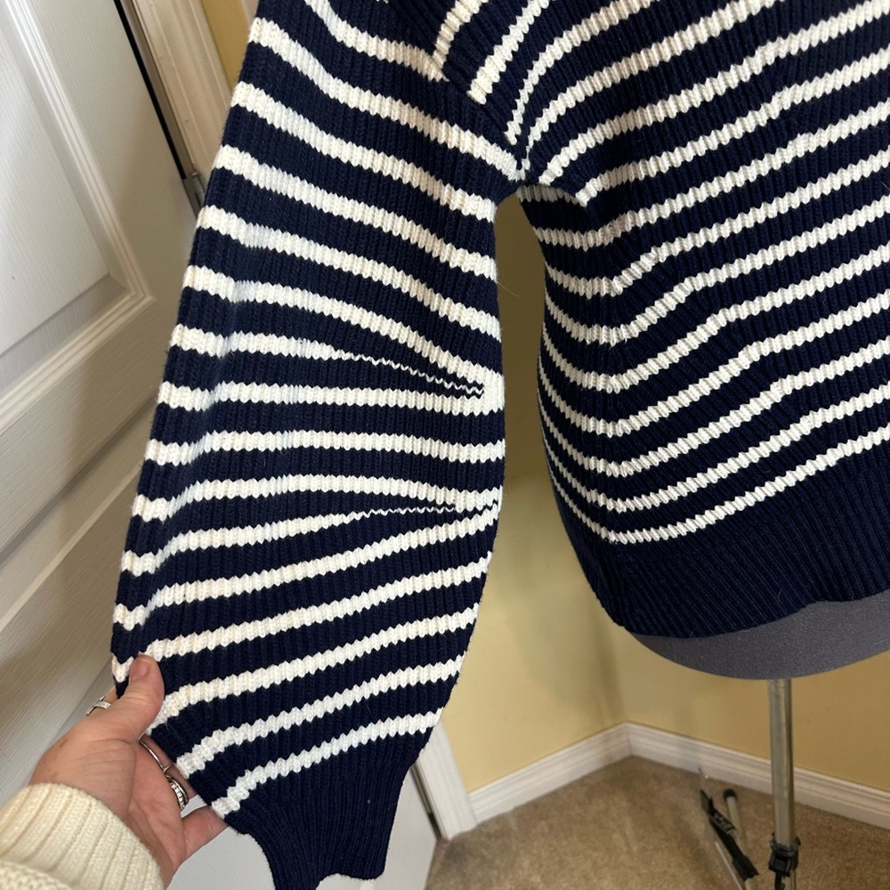 NWT Anthropologie Maeve blouson sleeve button up cardigan navy and white - Picture 12 of 17